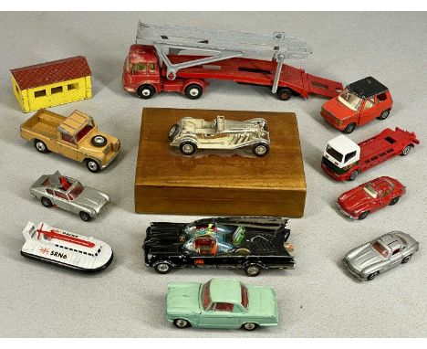 COLLECTION OF DIECAST SCALE MODEL VEHICLES, including Corgi Toys Batmobile, Corgi Aston Martin DB6, Corgi Juniors Car Transpo