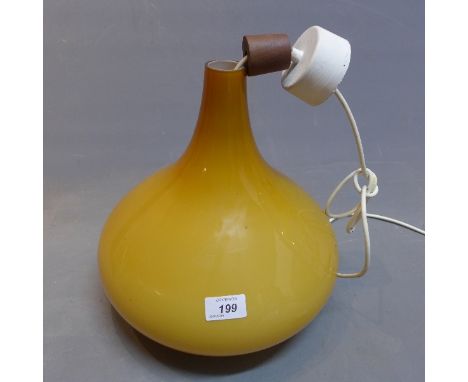 A mid 20th Century glass hanging lamp, H:34cm
