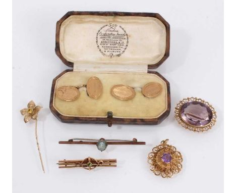 Pair of 9ct gold cufflinks in box, 9ct gold gem set pendant, three 9ct gold gem set brooches and 9ct gold stick pin with gem 