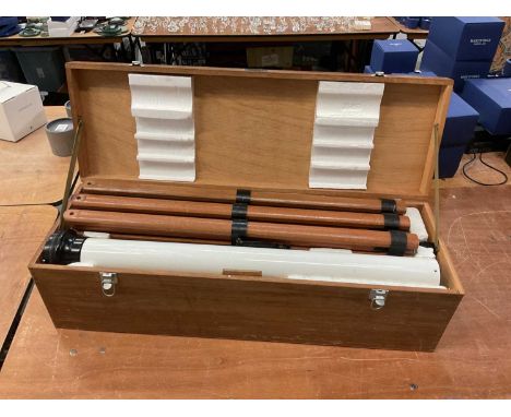 Vintage Tasco 762mm telescope in transit case.