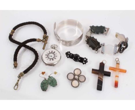 Group of antique and later jewellery including two agate cross pendants, hard stone panel bracelet, pair of green carved hard