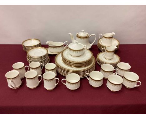 Paragon Athena pattern tea and dinner service - 68 pieces