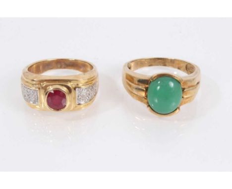 9ct gold oval mixed cut ruby ring with diamond set shoulders, size S½ and 9ct gold chrysoprase cabochon ring, size WTotal wei