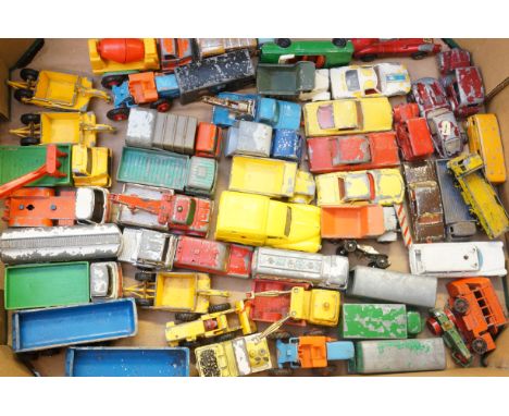 tray of matchbox and vintage vehicles 