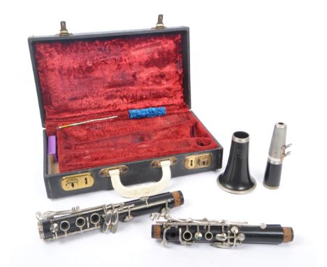 Selmer - A 20th century Selmer Student Console clarinet. The clarinet in a fitted lined hard case, with cleaning brush and re