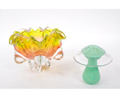 Josef Hospodka - A mid Century circa. 1960s Chribska Czech studio art glass bowl designed by Josef Hospodka in green and ambe