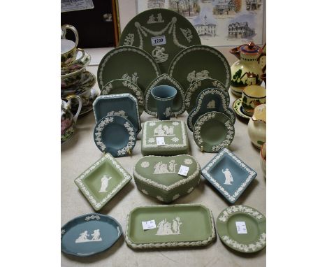 Wedgwood - a dark green jasper ware trinket dish;  others, pale green inc plates, trinket boxes etc qty