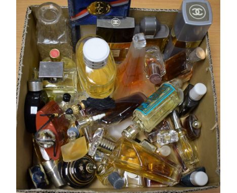 Perfumes and Fragrances - to include Ralph Lauren, Estee Lauder, Christian Dior, Chanel, etc; others, scent bottles, etc
