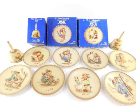 Eight Hummel Annual plates, two boxed, 1972, 1974-1976, 1978-1980, 1985, together with two Annual bells, 1978 and 1979. (10)