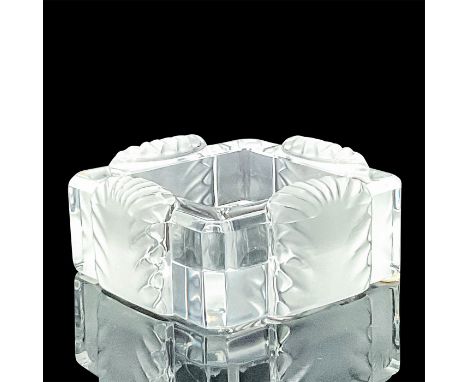 Clear crystal box with frosted raised fans. Lalique etched on base. This item has its original box: 6.5"L x 6.5"W x 2.25"H. D