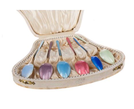 SET OF SIX NORWEGIAN SILVER GILT AND HARLEQUIN ENAMEL COFFEE SPOONS,by Jacob Ulrich Holfeldt Tostrup, 9.8cm long, in original