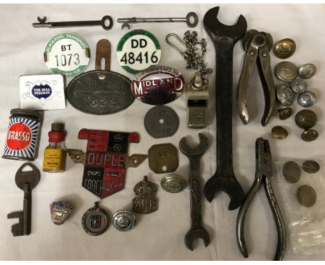 A mixed lot of small railway and bus collectibles to include conductors badges, Acme thunderer whistle, conductors ticket pun