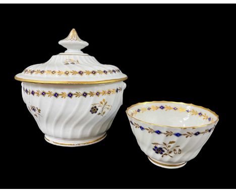 WORCESTER SUCRIER & COVER, WITH TEABOWL, of shanked fluted form and similarly decorated in blue and gilt, sucrier with mock r