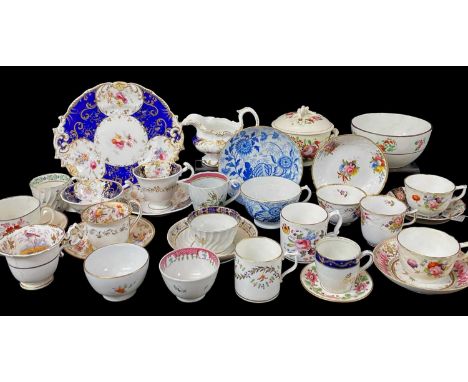 ASSORTED LATE 18TH CENTURY &amp; EARLY 19TH CENTURY ENGLISH CERAMICS, including creamware sucrier and cover, Coalport blue an