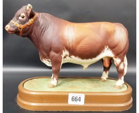 Royal Worcester Dairy Shorthorn bull modelled by Doris Lindner, wooden base,  Limited Edition of 500, width 10'