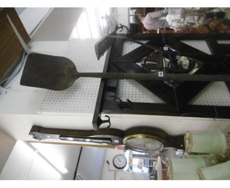 COLLECTION OF OLD AGRICULTURAL TOOLS