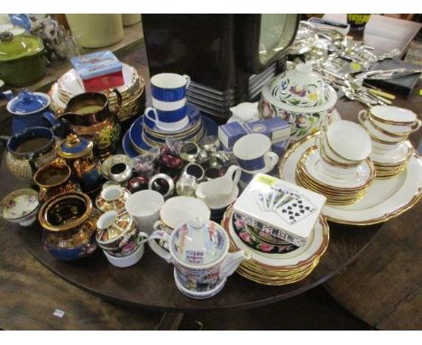 A quantity of mixed ceramics to include a part dinner service of Spode 'Chancellor Crimson' Spode, 'Georgian blue' and other 