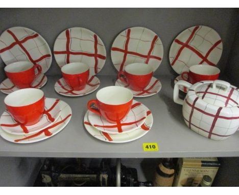 Alfred Meakin retro part teaset in red, together with a Midwinter teapot 