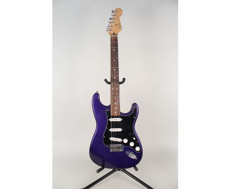 Fender Stratocaster electric guitar, made in Mexico, Roman purple, with fender locking machine heads, Serial MN8290861