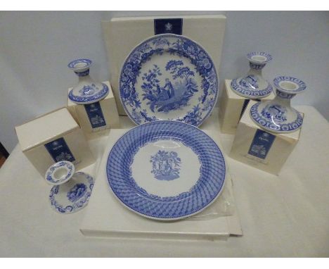 Spode Blue Room collection, 4 x small candlesticks 8.5cms t, Portland vase plate, 25.5cms and a Girl at Well, 26.5cms, as new