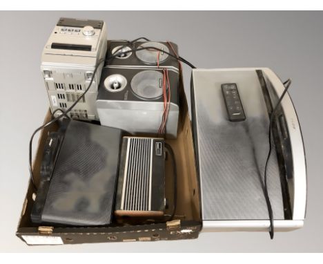 A Samsung hi-fi vintage fidelity radio and two Bose sound docks. (1 box)
