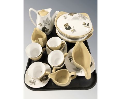 Twenty pieces of Midwinter Stylecraft tea and dinner wares.