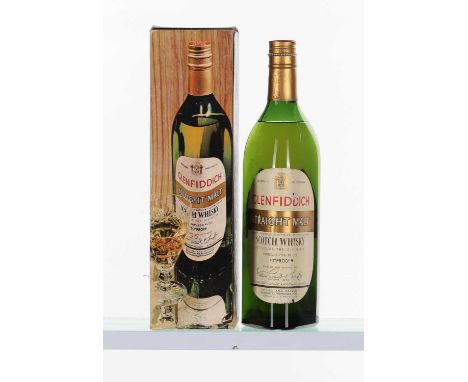Glenfiddich labelled 'Glenfiddich, Straight Malt... Scotch Whisky... Contents 26 2/3 Fl Ozs, 70 degrees Proof' (1, boxed)Cond