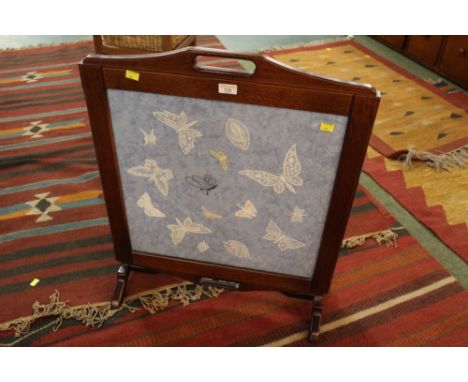Butterfly patterned turnover top fire screen 