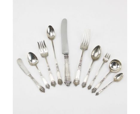 One Hundred Seventeen (117) Piece Gorham Lansdowne Sterling Silver Flatware. Includes: 12 iced tea spoons, 12 bouillon spoons