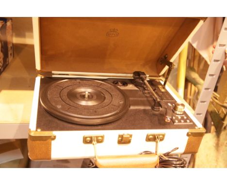 Cream GPO Ambassador briefcase 3 speed record player USB recorder; built in twin stereo speakers; Bluetooth transmitter and b