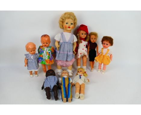 Roddy - Palitoy - Wildebras - Furea - Other - An unboxed group of vintage baby dolls in plastic, celluloid, composition and v