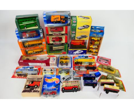 Hot Wheels - Matchbox - EFE - Atlas Editions - A predominately boxed collection of diecast and plastic model vehicles in vari