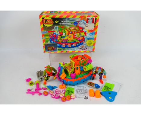 Playmates - Toxic Crusaders - A boxed Playmates #2504 Toxic Crusaders 'Hideous Hovercraft'. The item comes with various separ