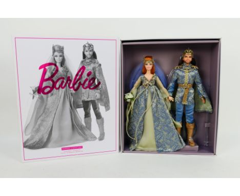 1991 Barbie & Friends Gift Set Dressin' up with Mickey, Minnie & Donal –  Sell4Value