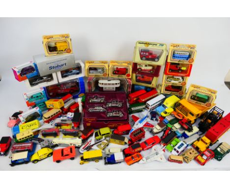 Matchbox - Dinky Toys - Corgi - Lledo - Welly - Others - A mixed collection, largely unboxed of diecast model vehicles in var