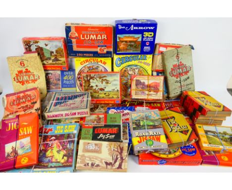 Waddingtons - Lumar - Tower Press - Others - 35 vintage cardboard jigsaw puzzles, in a variety of sizes and shapes dating cir
