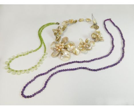 MOTHER OF PEARL ETC. A hand made mother of pearl shell & cultured pearl necklace. Also, a hand made peridot bead necklace & a