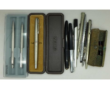 Assorted pens including Parker, a Life Long pencil, a fountain pen and pencil set with a 14ct nib