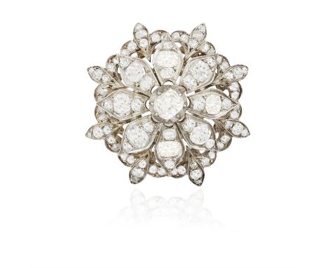 A LATE 19TH CENTURY DIAMOND BROOCH, CIRCA 1890Of openwork flowerhead rosette design, set throughout with old cushion, single 