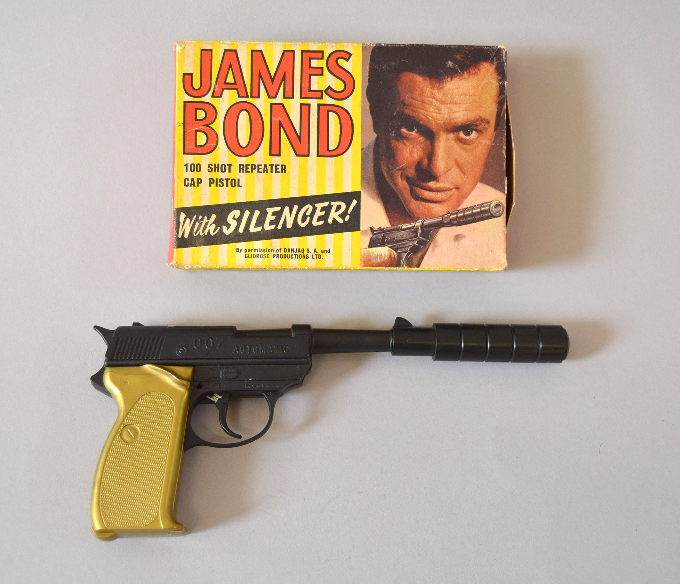 James Bond 007 Lone Star James Bond 100 Shot Repeater Cap Pistol With Silencer 1965 Pistol Is