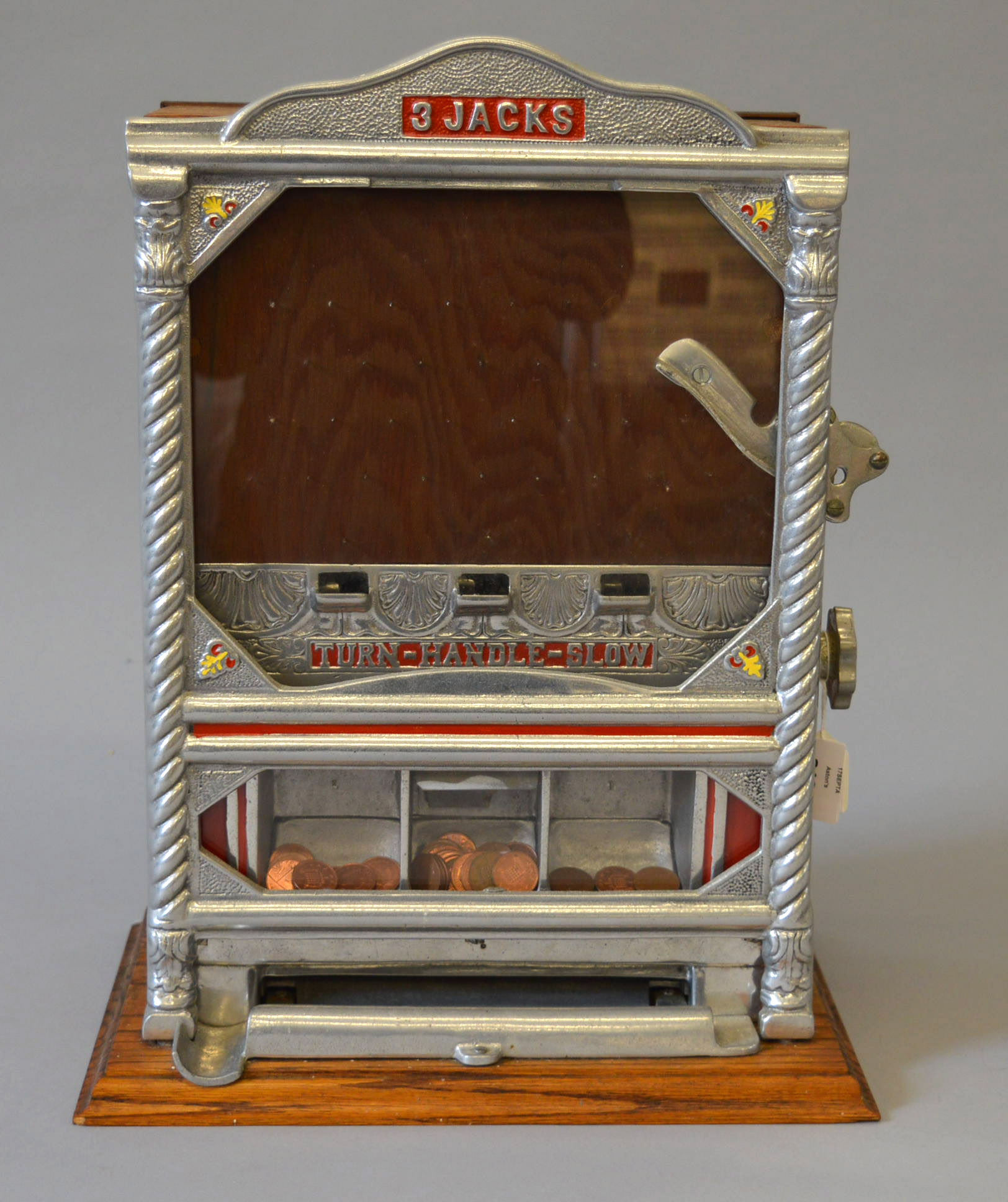 Charles Fey & Sons 3 Jacks coin drop slot machine, c. 1910. On 1p play. With key for back, workin