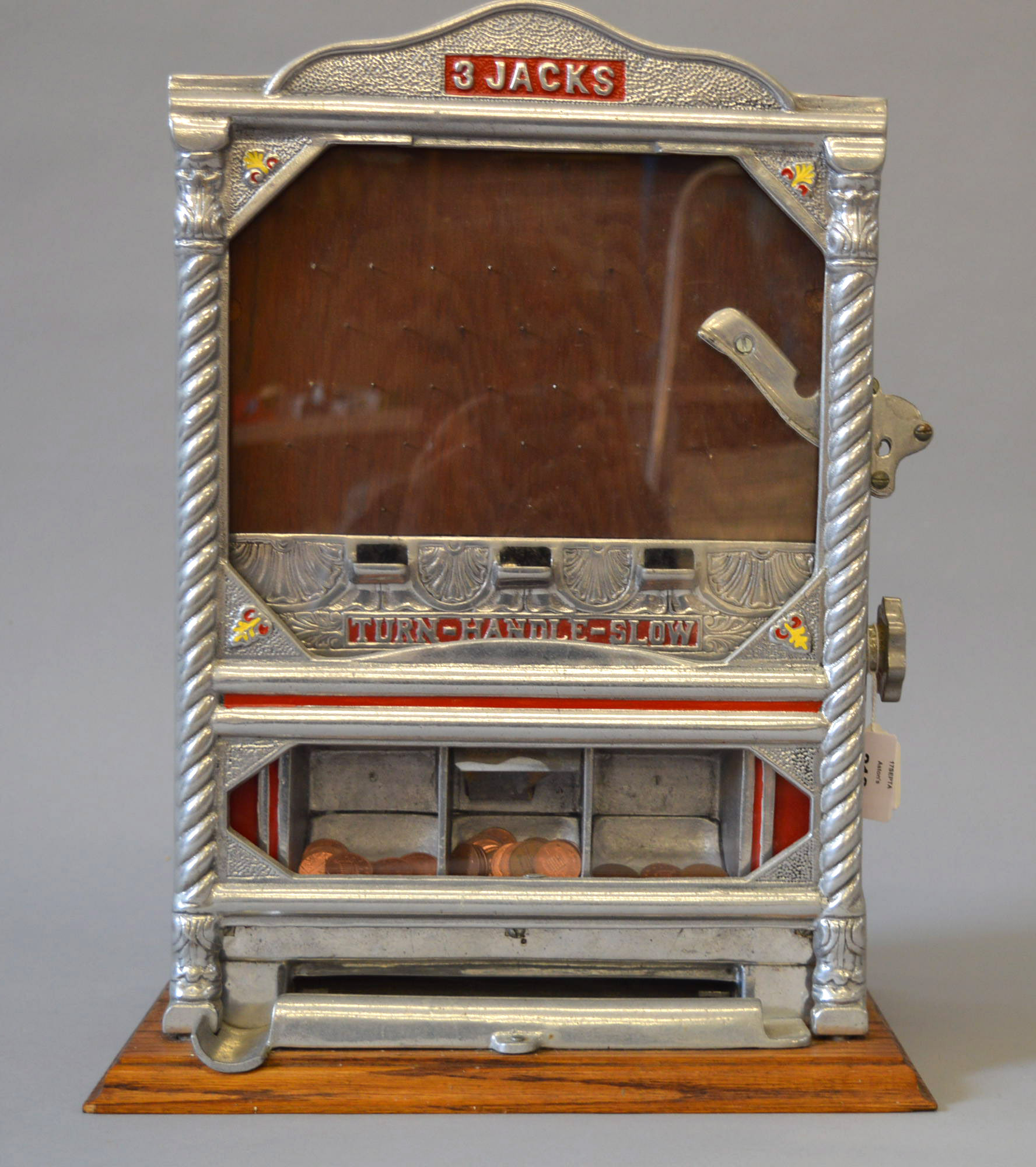Charles Fey & Sons 3 Jacks coin drop slot machine, c. 1910. On 1p play. With key for back, workin