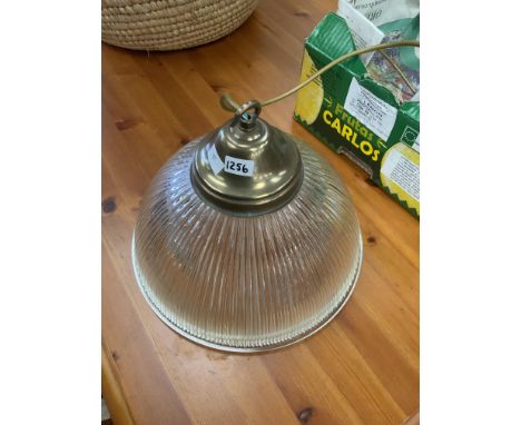 GLASS LAMP SHADE