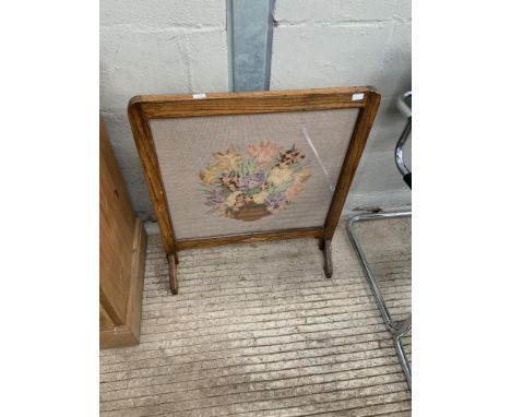 WOODEN TAPESTRY FIRE SCREEN