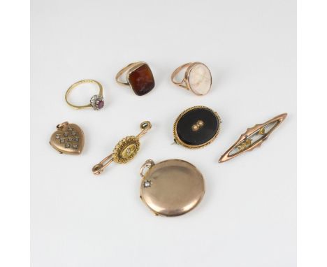 A selection of jewellery, including an early 20th century diamond set 9ct puffy heart pendant, tamped 'CY&amp;C0' Birmingham 