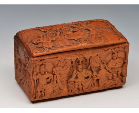 South German treen table top snuff box with courtier scenes, 19th Century, 10cm