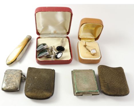 Silver and mother of pearl fruit knife, vesta, and pair of bloodstone cufflinks all hallmarked, pair of sterling cufflinks, t