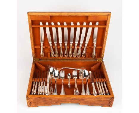 Continental , 800 , Comprising: 12 table knives, 12 table forks, 12 soup spoons, 12 dessert knives, 12 dessert forks, 12 tea 