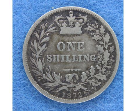 1872 silver shilling of Queen Victoria, die 64. P&amp;P Group 1 (£14+VAT for the first lot and £1+VAT for subsequent lots) 