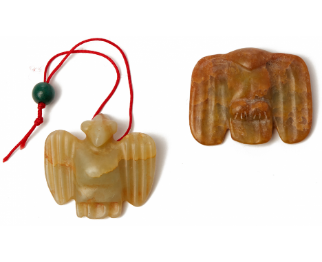 TWO SMALL HONGSHAN STYLE CARVED JADE PENDANTS Both of bird shape 5cm and 5.5cm long respectively 80g together
_______________